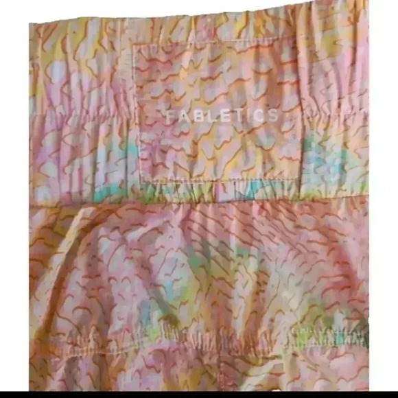 Fabletics Womens Ultra High-Waisted Piped Nylon Shorts M - Picture 5 of 11